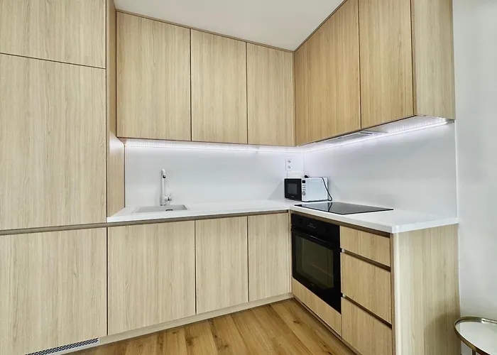 Appartamento Calm And Modern Flat With Free Parking 10mins On Bus To Centre 1min Walk To Bus Stop *