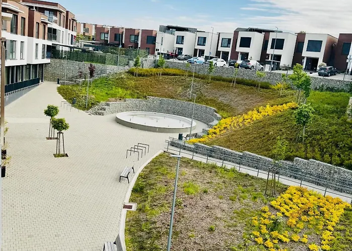 Appartamento Calm And Modern Flat With Free Parking 10mins On Bus To Centre 1min Walk To Bus Stop